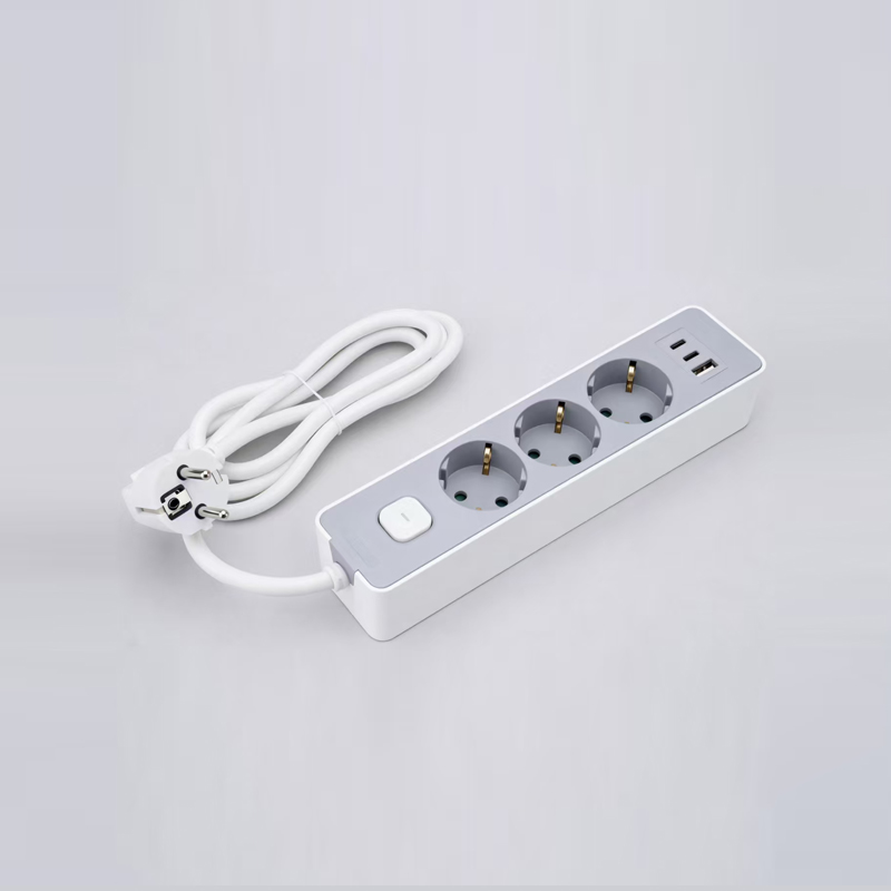 LOB-03K-AC Saksan tyyppinen 3-pistorasian jatkojohto kytkimellä, PD-pikalaturi, 1 USB-A- ja 2 Type-C-porttia, Multi-Socket