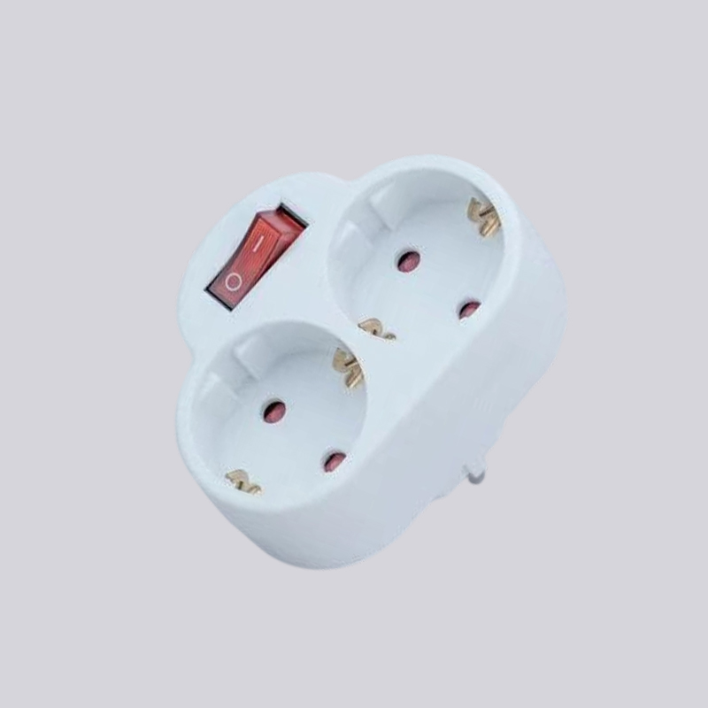 G01-02K saksalaisen tyypin kaksi pyöreää pistoketta kytkinadapterilla